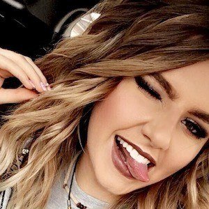 Kaylin Gries, 28 (TikTok Star)