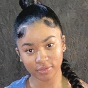 KayylMarie, 26 (Instagram Star)