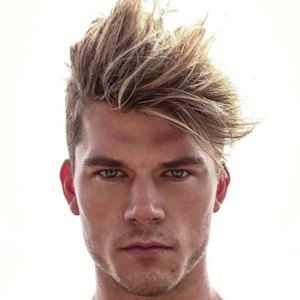 Kaz van der Waard, 33 (Fitness Instructor)