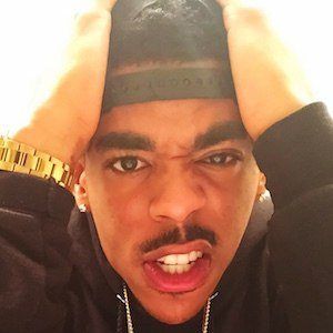 KCarmouche, 32 (藤星)