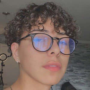 Keanni Marques Mendez image 8