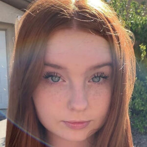 Keara Cornella (TikTok), 21 (TikTok Star)