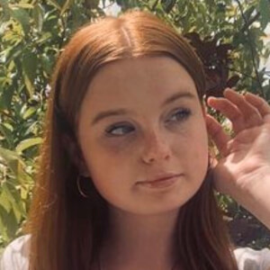 Keara Cornella (TikTok), 21 (TikTok Star)