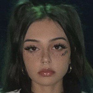 Keaton Belle image 3