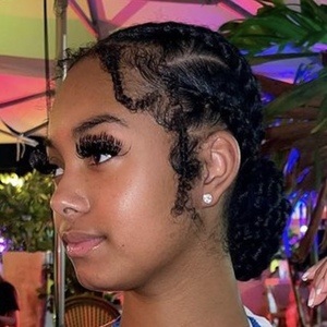 Keilani Johnson, 25 (YouTube明星)