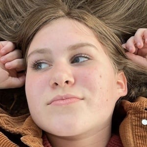 Keira Miller, 19 (YouTube Star)