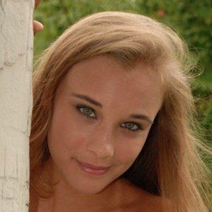 Kelcey Horne, 28 (YouNow明星)