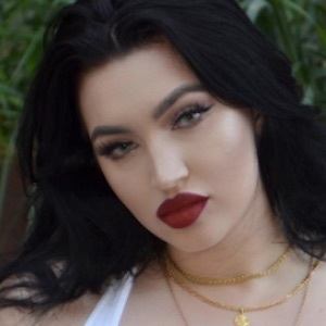 Kellee Moran, 28 (Instagram Star)