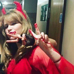 Kelly Dixon, 27 (Instagram明星)