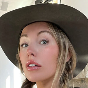 Kelly Kay Green image 3