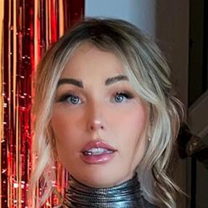 Kelly Kay Green image 8