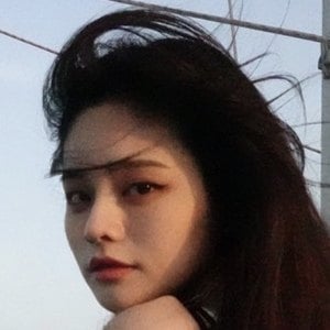 Kelly Kim, 27 (TikTok Star)