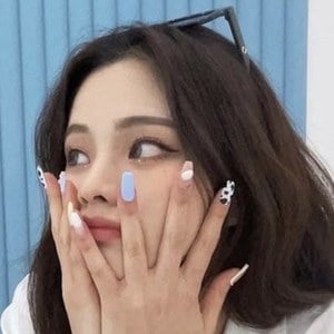 Kelly Kim, 27 (TikTok Star)