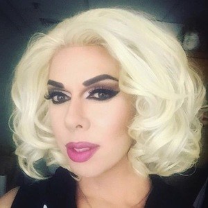 Kelly Mantle image 4