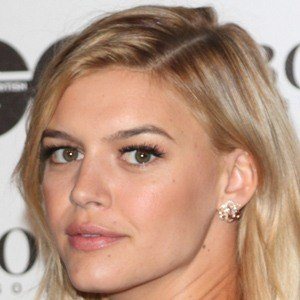 Kelly Rohrbach, 34 (模特)