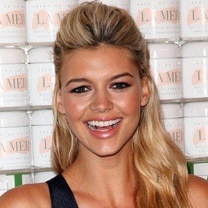 Kelly Rohrbach, 35 (Model)