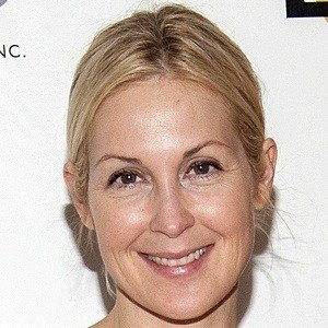 Kelly Rutherford image 4