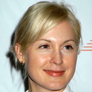 Kelly Rutherford image 7