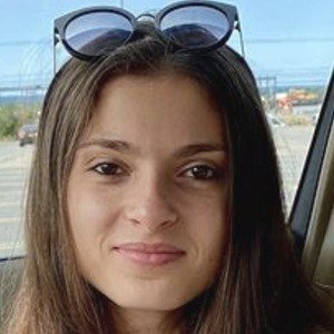 Kelly Salpeter, 24 (TikTok Star)