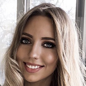 Kelsey Heinrichs image 4