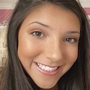 Kenley Pope, 20 (Cheerleader)