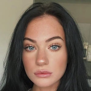 Kennedy Claire Walsh, 25 (Estrelas do YouTube)