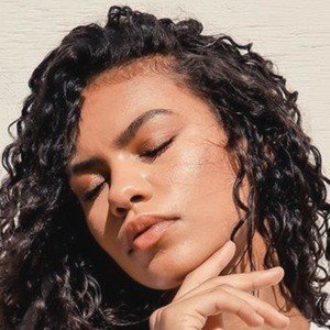 Kenzie Grace image 6