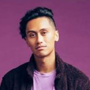 Keone Madrid, 37 (Vũ công)