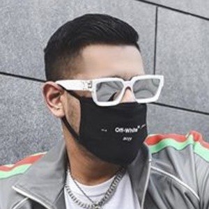 Keshav, 32 (Instagram-ster)