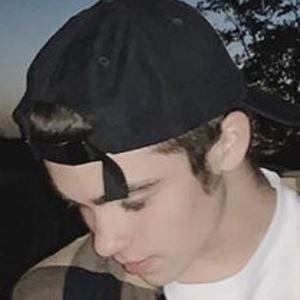 Kevin Holas, 21 (TikTok明星)