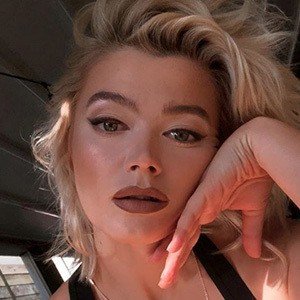 Khrystyana Kazakova, 40 (Model)