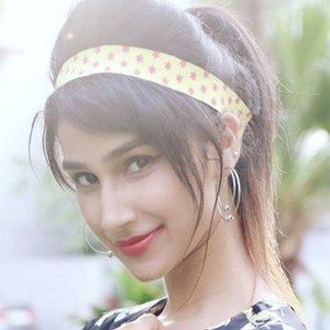 Khushi Tiwari, 30 (YouTube明星)
