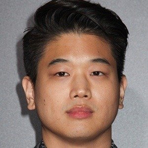 Ki Hong Lee, 39 (Acteur de télévision)
