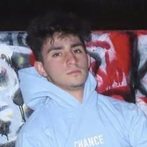 Kia Nalbandi, 26 (TikTok明星)