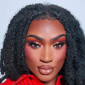 Kiah Naomi Johnson, 27 (Instagram明星)