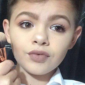 Kian Owen, 22 (YouTube Star)