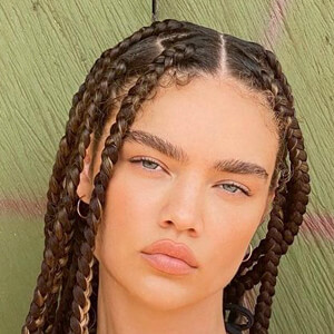 Kiana Alexis, 30 (模特)