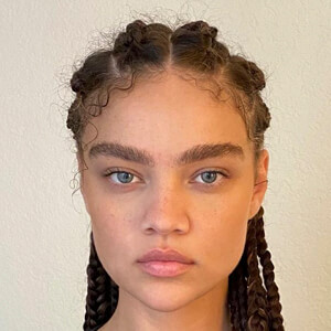 Kiana Alexis, 30 (模特)