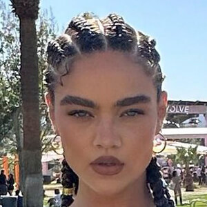 Kiana Alexis, 30 (Người mẫu)