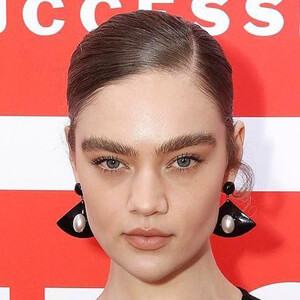 Kiana Alexis, 30 (模特)