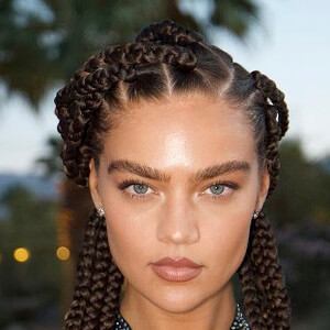 Kiana Alexis, 30 (Model)