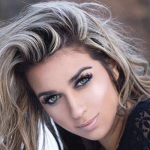 Kiana Champion, 28 (TikTok Star)