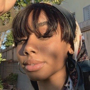 Kianna Naomi, 26 (YouTube Star)