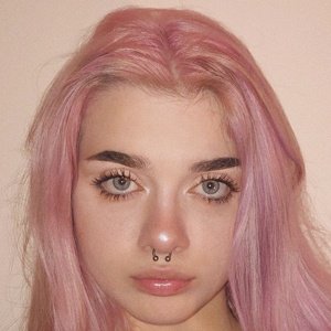 Kiera Johnston, 24 (Instagram Star)