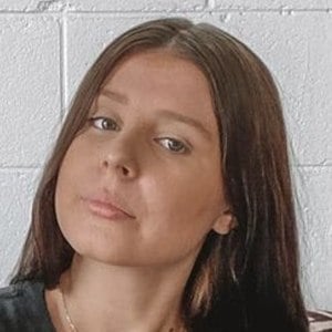 Kiki Isabella image 8