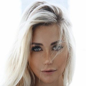 Kiki Passo, 28 (Instagram明星)