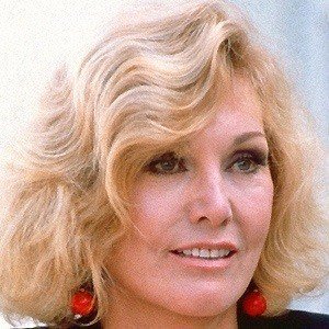 Kim Novak image 3