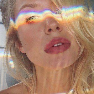 Kimberley Mens, 29 (Modella)