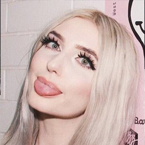 Kimberry Behets, 35 (Instagram明星)