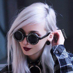 Kimi Peri, 30 (Instagram明星)